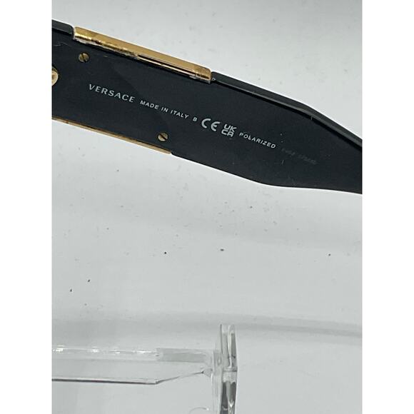 Pre-Owned Versace Unisex Polarized Sunglasses, Model 4437-U-Black/Gold - Picture 7 of 8